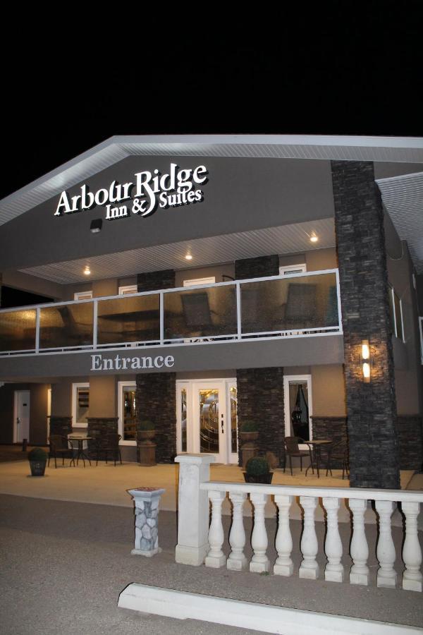 Arbour Ridge Inn & Suites Kindersley Esterno foto